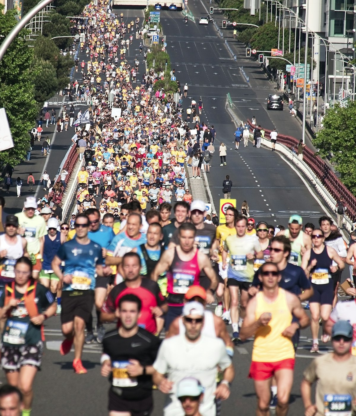 Crowd of runners in a city marathon
